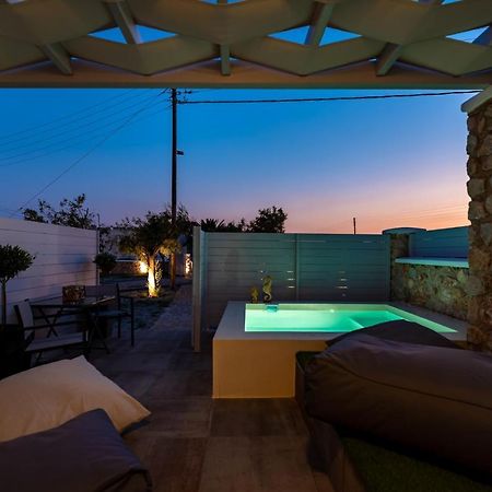 Kasteli Suites Perivolos  Buitenkant foto