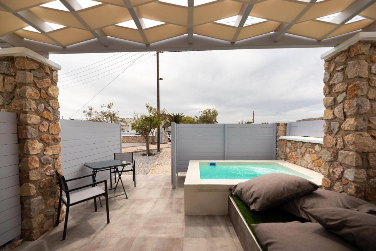 Kasteli Suites Perivolos  Buitenkant foto