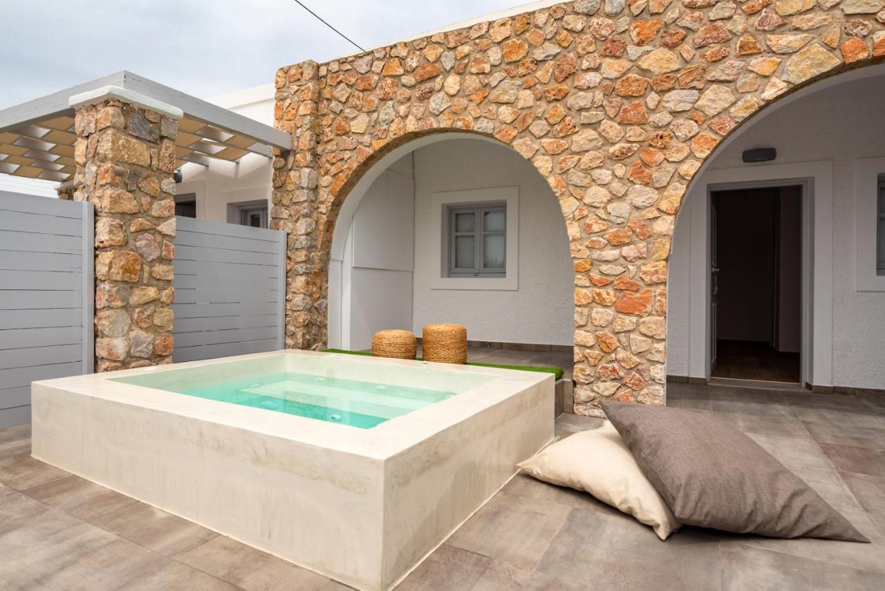 Kasteli Suites Perivolos  Buitenkant foto