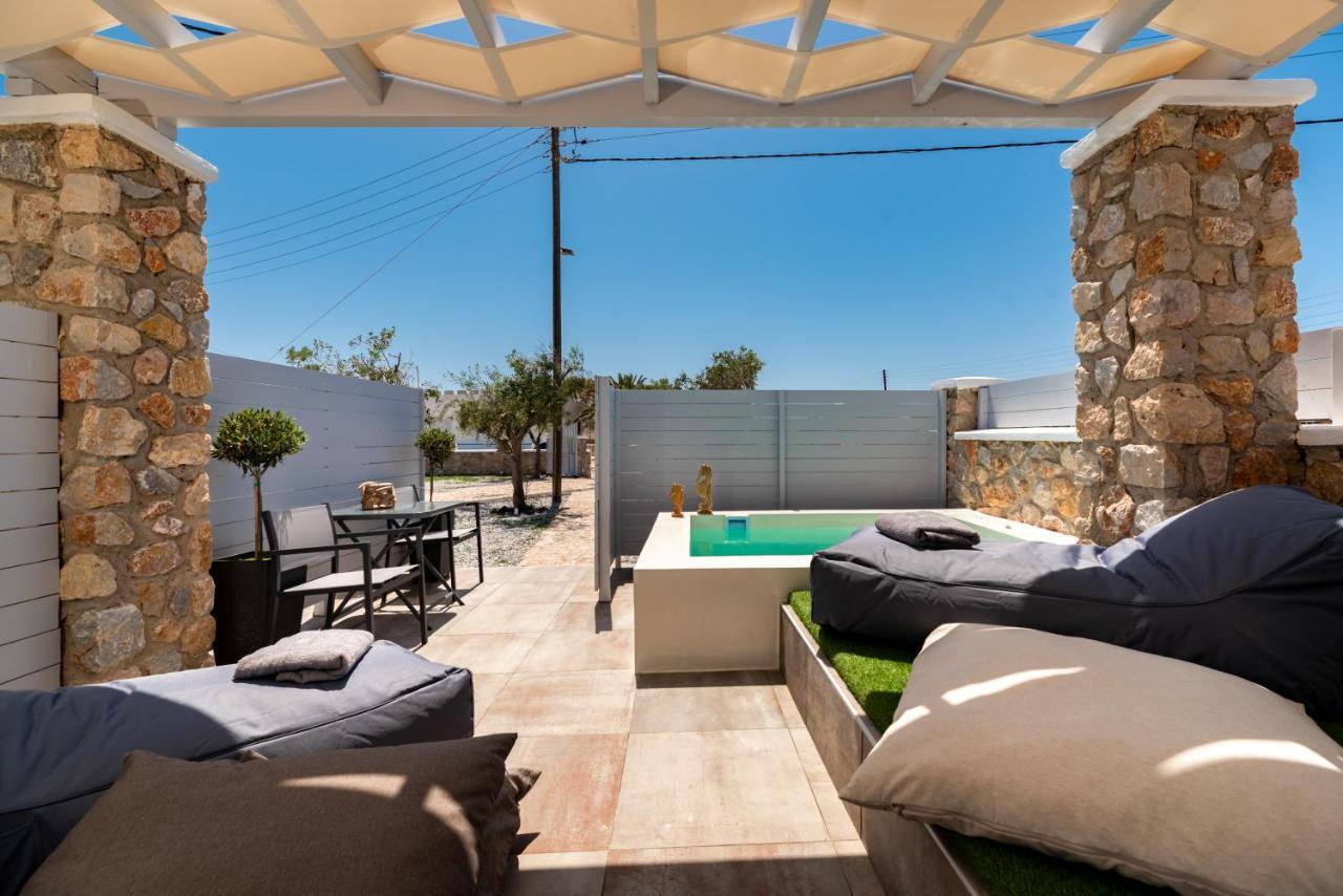 Kasteli Suites Perivolos  Buitenkant foto