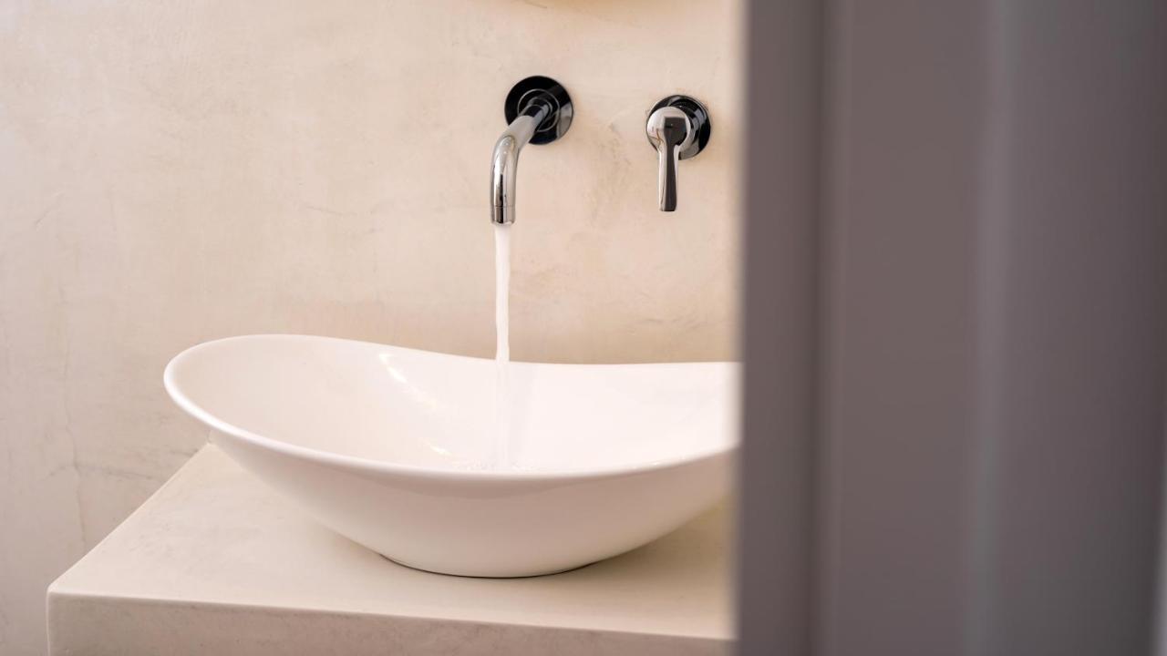 Kasteli Suites Perivolos  Buitenkant foto