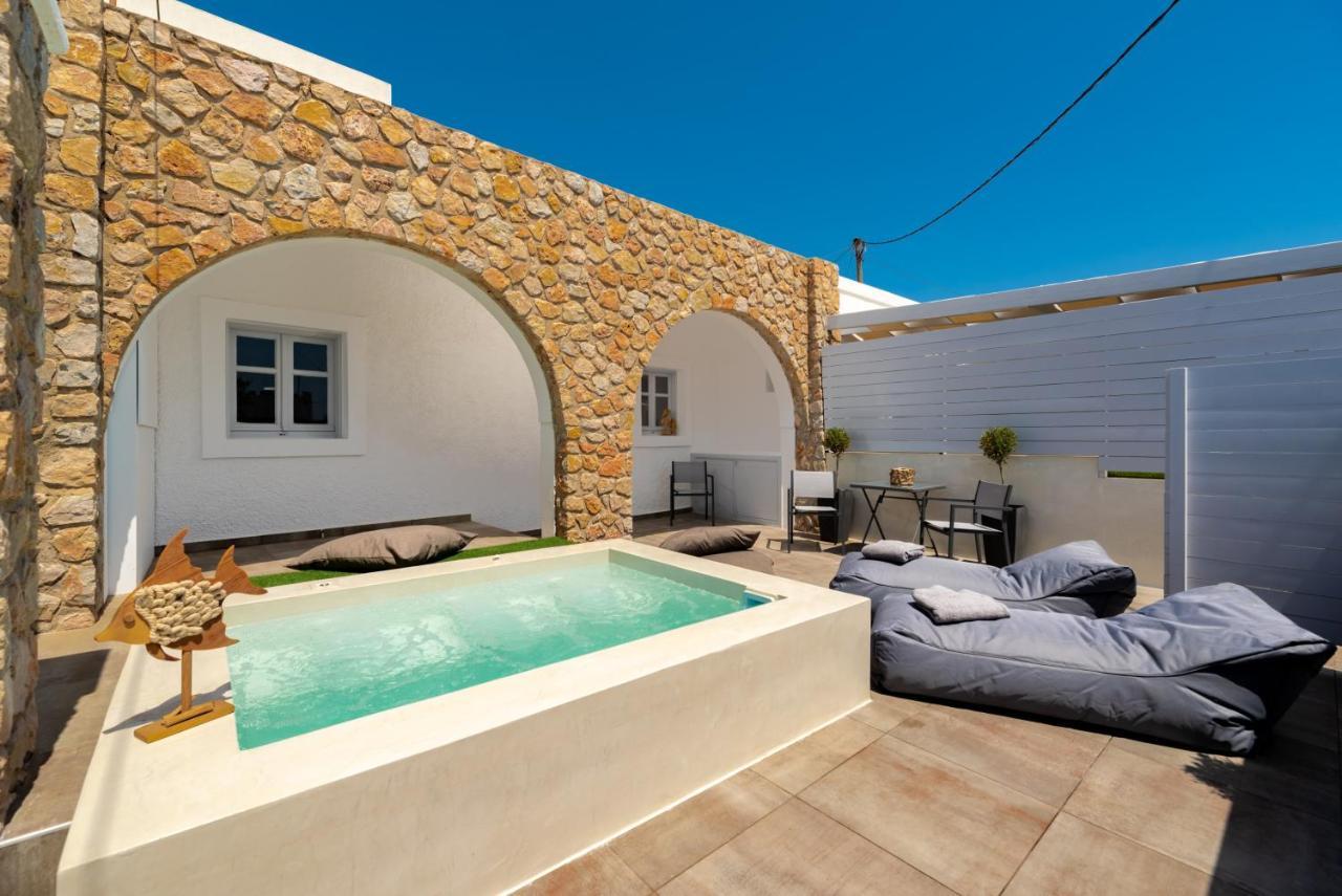Kasteli Suites Perivolos  Buitenkant foto