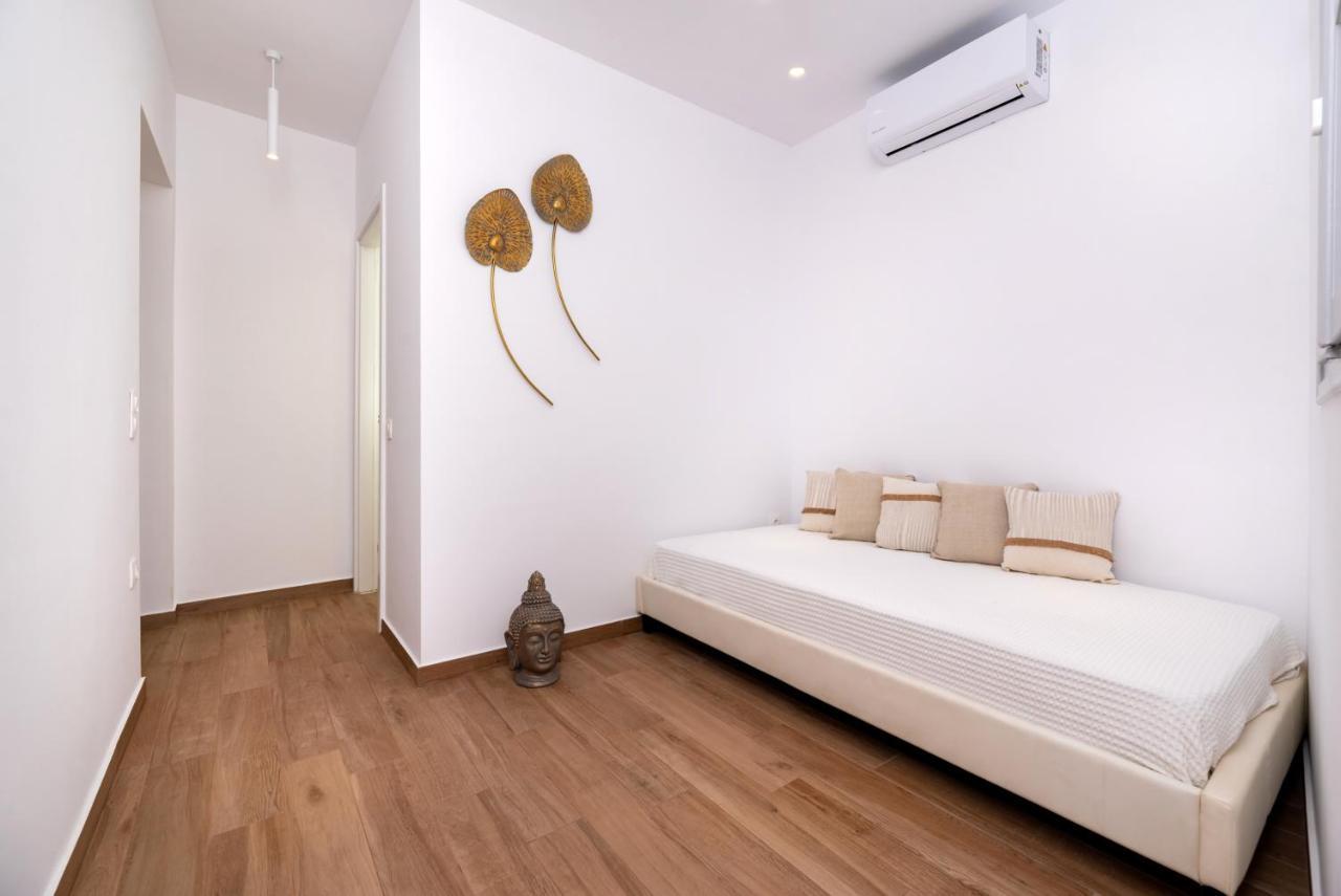 Kasteli Suites Perivolos  Buitenkant foto