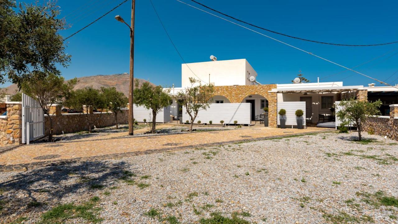 Kasteli Suites Perivolos  Buitenkant foto
